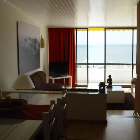 Ocean View Apartment *